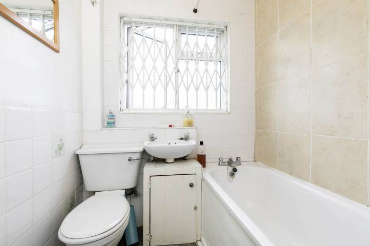 Modern Apartment Sherriff Road, West Hampstead